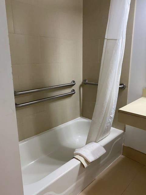 Room, 2 Queen Beds, Accessible, Non Smoking | Bathroom | Shower, free toiletries, hair dryer, towels