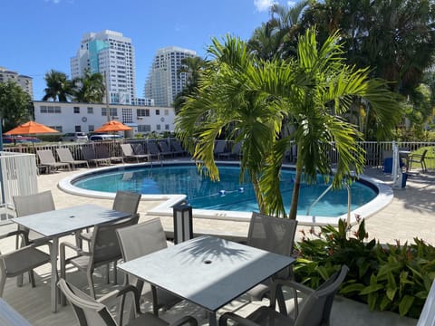 Outdoor pool, sun loungers