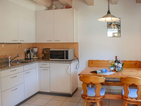 Room, Property, Kitchen, Furniture, Countertop, Cabinetry, Building, Floor, House, Interior Design