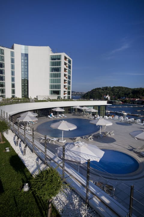 Indoor pool, seasonal outdoor pool