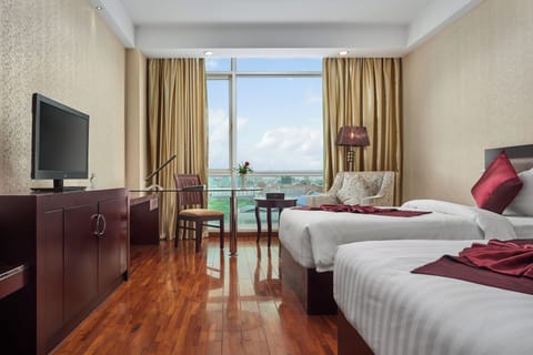 Deluxe Twin Room - Free Two Ways Airport Transfer | Egyptian cotton sheets, premium bedding, memory foam beds, minibar