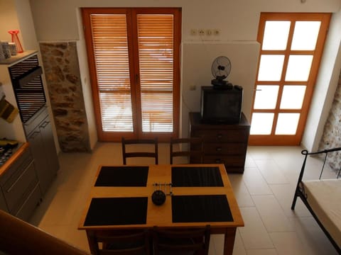 living room and dining room_kitchen