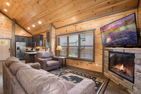 Cabin (Poolin Around) | Living area | TV, fireplace