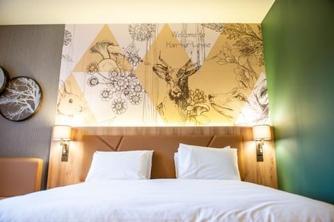 Minibar, in-room safe, desk, blackout drapes