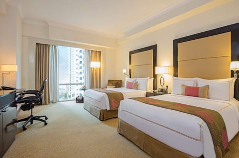 Fairmont, Room, 2 Double Beds | Premium bedding, in-room safe, individually decorated, desk