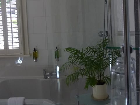 Double Room, Ensuite | Bathroom
