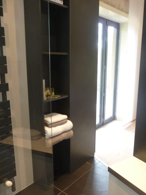 Superior Double Room (Contempory) | Premium bedding, in-room safe, soundproofing, free cribs/infant beds