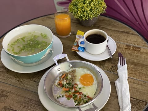 Daily continental breakfast (THB 140 per person)