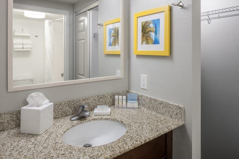 Suite, 2 Queen Beds | Bathroom | Free toiletries, hair dryer, towels, soap