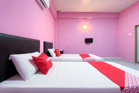 Standard Twin Room | Soundproofing, free WiFi, bed sheets