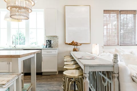 First Floor: Kitchen