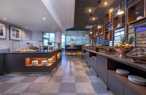 Daily buffet breakfast (EUR 12 per person)