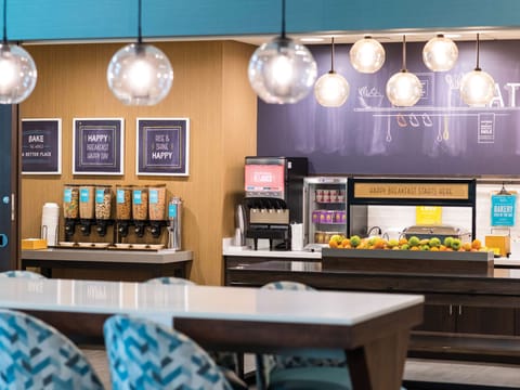 Free daily on-the-go breakfast