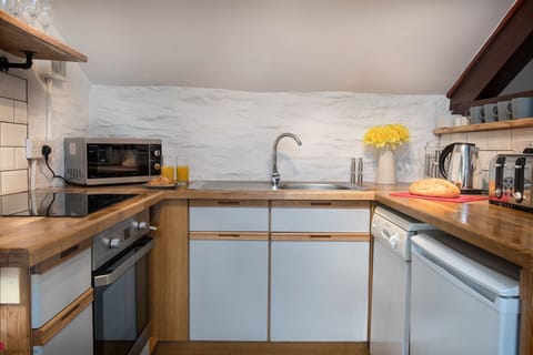 Kitchen at The Granary