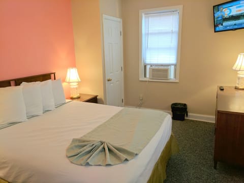 Standard Suite, 1 Bedroom, Refrigerator & Microwave | Iron/ironing board, free WiFi, bed sheets
