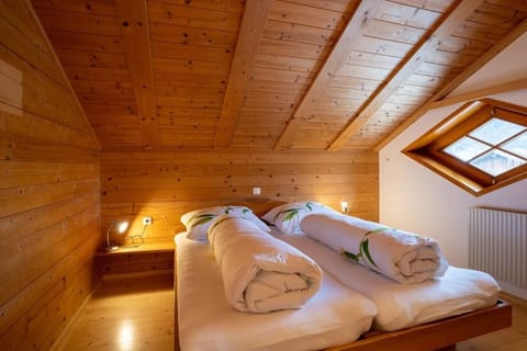 Apartment (Kanisfluh) | Soundproofing, free WiFi, bed sheets