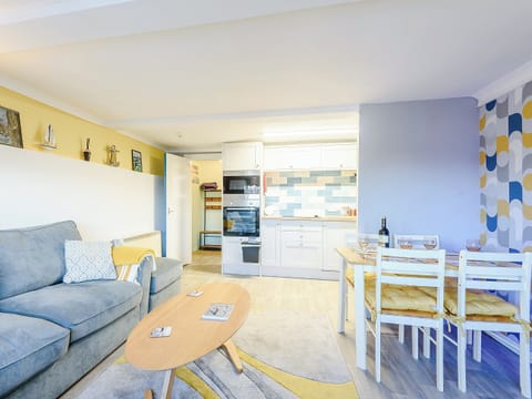 Open plan living space | Awl Y Mor Sea Breeze, Cemaes, near Amlwch