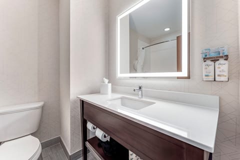 Hypo-allergenic bedding, pillowtop beds, in-room safe, desk