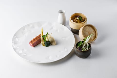 Lunch and dinner served, local and international cuisine