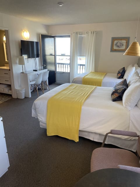 Executive Room, 2 Double Beds, Balcony, Beach View (202) | Individually furnished, desk, laptop workspace, soundproofing