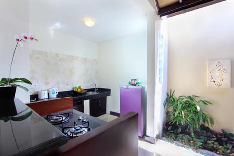 Private kitchenette