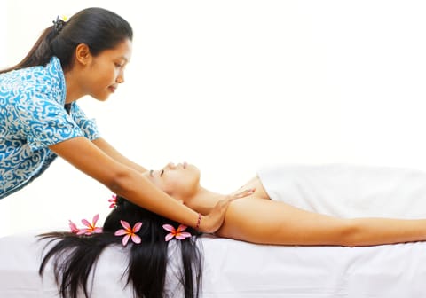 Body treatments, aromatherapy, hot stone massages, Thai massages