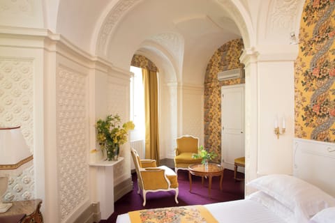 Superior Room, 1 Double Bed (Superior Room in Ariane Pavilion) | Premium bedding, Select Comfort beds, minibar, in-room safe