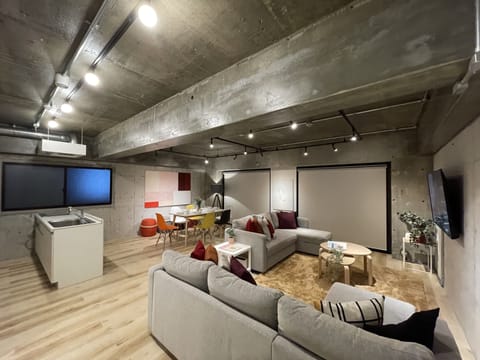 Condo, 2 Bedrooms (3F) | Living area | TV