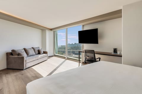 In-room safe, desk, bed sheets, wheelchair access