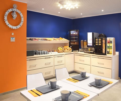 Daily buffet breakfast (EUR 12 per person)