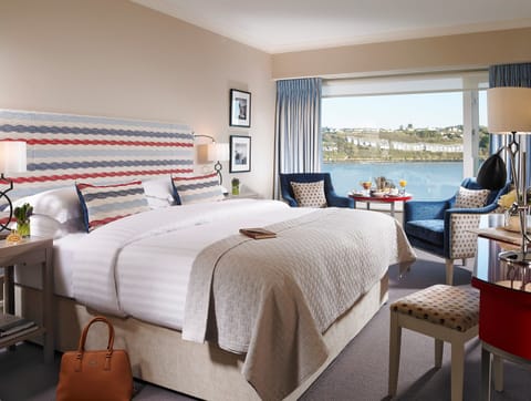 Harbour View Room | Free WiFi, bed sheets