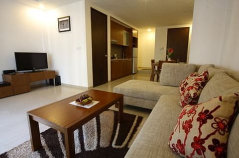 2 Bedrooms Apartment | 2 bedrooms, in-room safe, desk, iron/ironing board