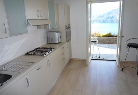 Standard Townhome, 4 Bedrooms, Mountainside (Villa Panoramica) | Private kitchen | Fridge, oven, stovetop, dishwasher