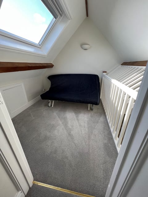 First floor mezzanine area with Small double sofa bed - leading off Bed 4