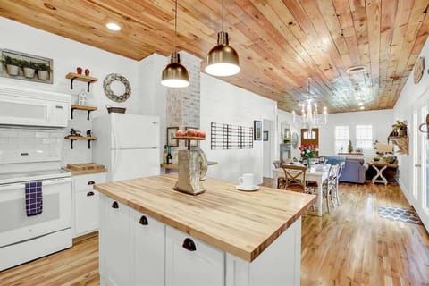 Seamlessly blending into the open-concept dining and kitchen space.