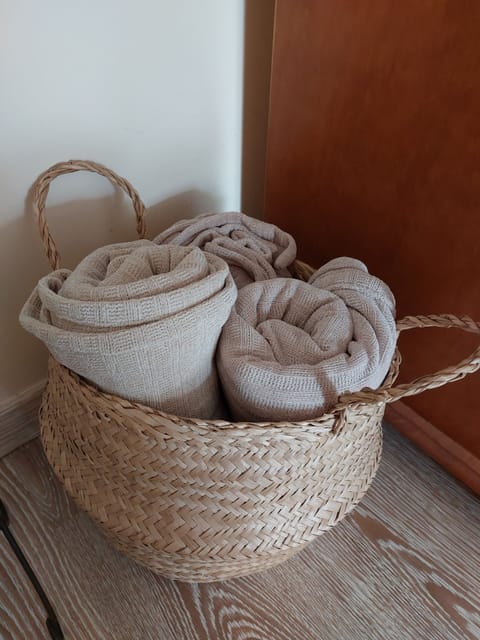 Family Room (Chez Leonie) | Desk, travel crib, free WiFi, bed sheets