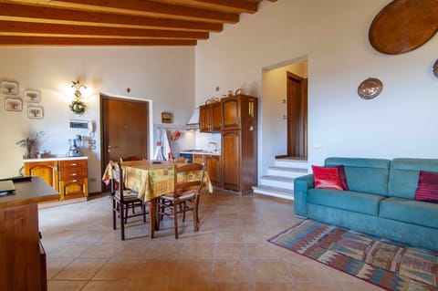 Living room,Dining area