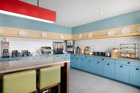 Free buffet breakfast