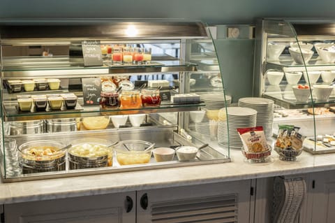 Daily buffet breakfast (EUR 23 per person)