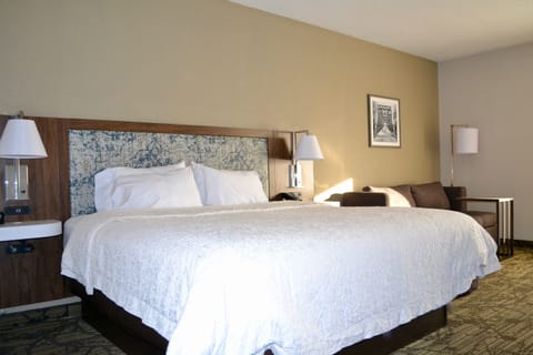Premium bedding, blackout drapes, iron/ironing board, free WiFi