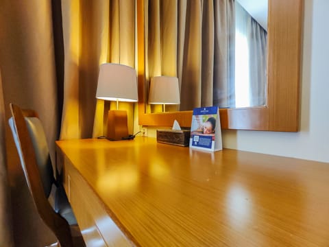 Superior Room | Egyptian cotton sheets, premium bedding, down comforters, pillowtop beds