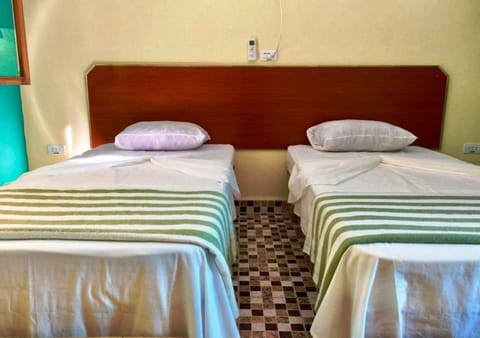 Exclusive Double Room | In-room safe, iron/ironing board, WiFi, bed sheets