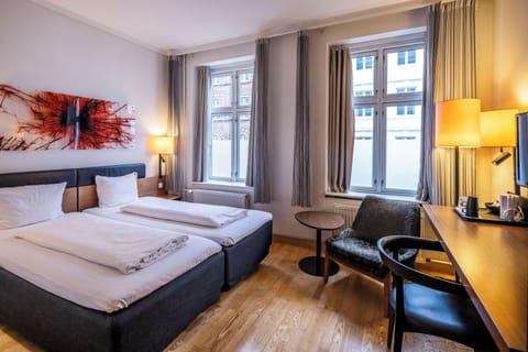 In-room safe, desk, iron/ironing board, free WiFi