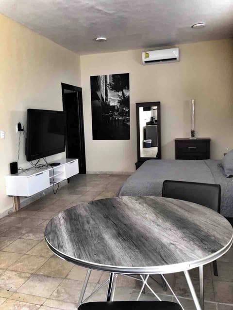 Apartment, 1 Bedroom, Smoking, City View | Room amenity