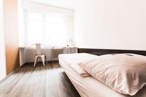 Single Room | Free WiFi, bed sheets