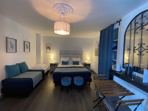 BOHEMIAN INSPIRATION | Minibar, individually decorated, individually furnished, blackout drapes