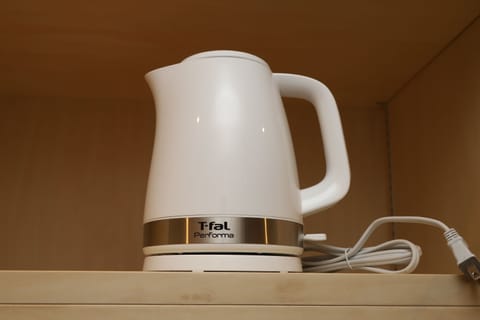 Fridge, microwave, stovetop, electric kettle