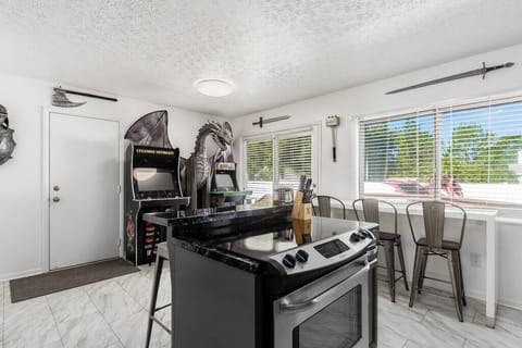 225cea17 fa9d 4e3a a404 e173a31b7ffa