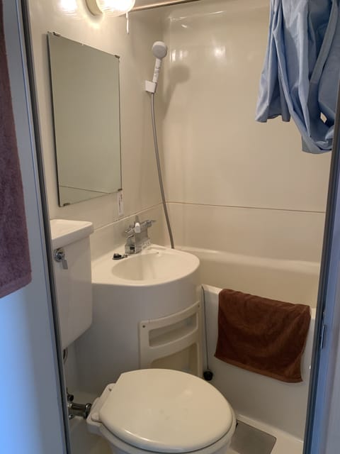 Single Room Unit bath type, Non Smoking | Bathroom | Hair dryer, slippers, towels, soap