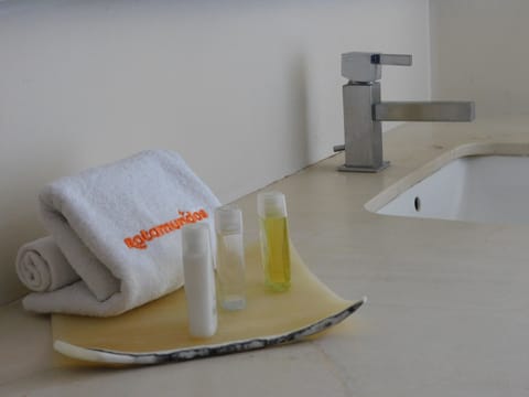 Shower, rainfall showerhead, hair dryer, towels